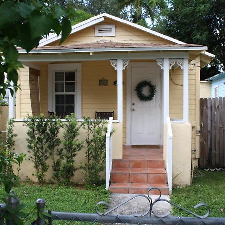 Key West Style Historic Home In Coconut Grove Florida The Yellow House Miami Zewnętrze zdjęcie